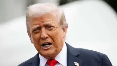 Donald Trump Confronts Australian Correspondent Over Financial Transactions During Presidency